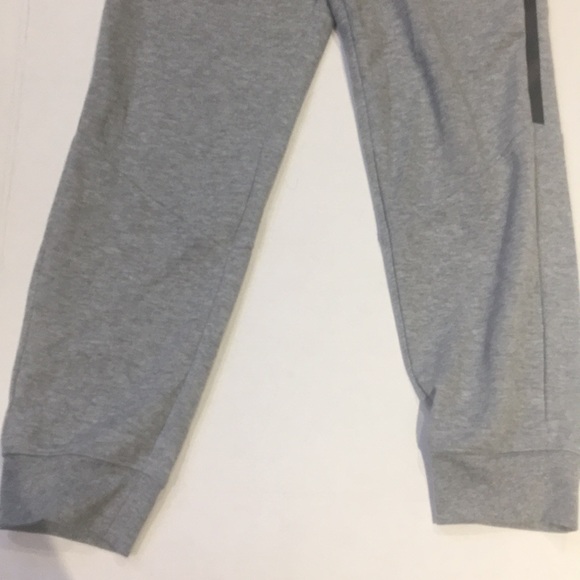 Brand new gray pants never worn. Boys L - Picture 2 of 4